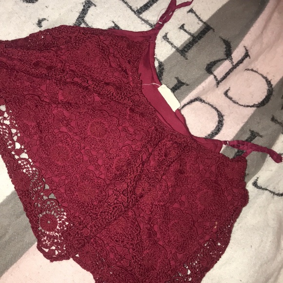 cropped top - Picture 1 of 1